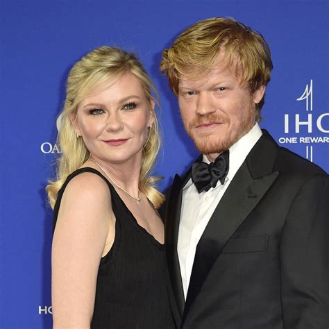 kirsten dunst jesse plemons age